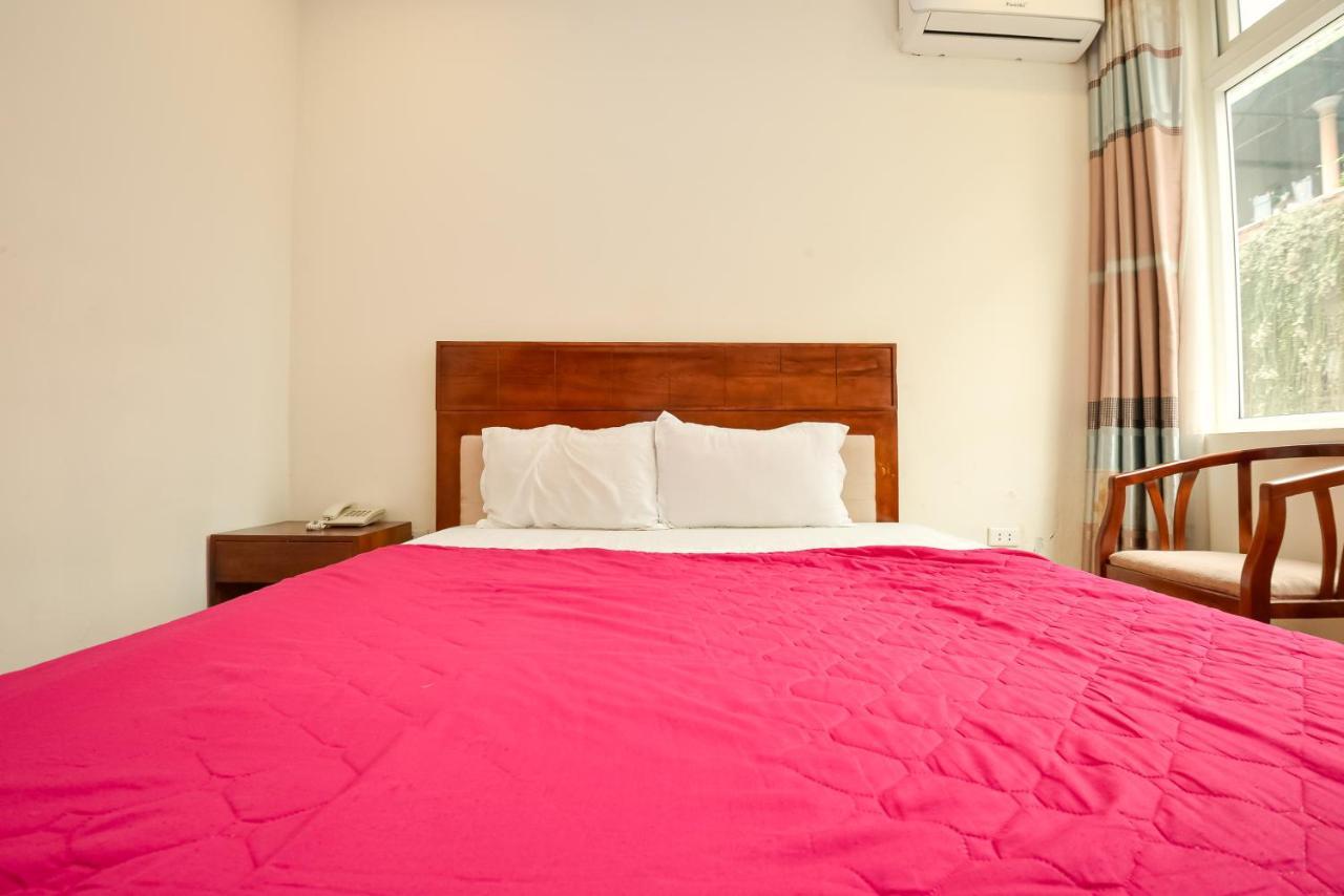 האנוי Oyo 1095 Ha Noi Vang Hotel מראה חיצוני תמונה