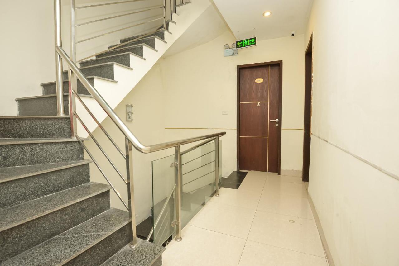 האנוי Oyo 1095 Ha Noi Vang Hotel מראה חיצוני תמונה
