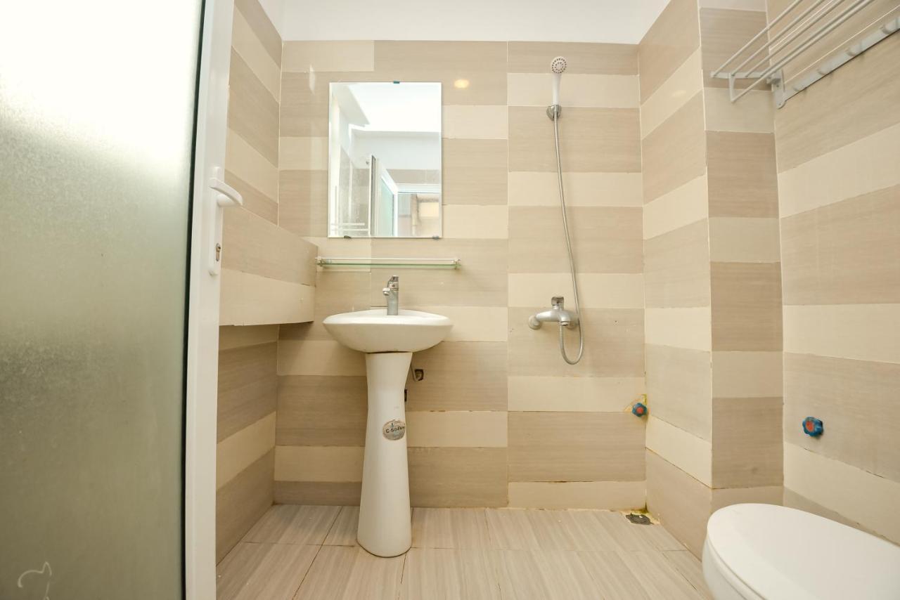 האנוי Oyo 1095 Ha Noi Vang Hotel מראה חיצוני תמונה